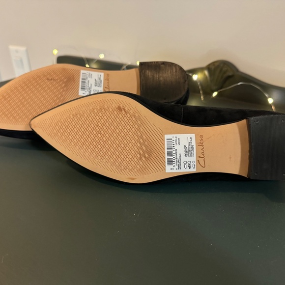 Clarks Loafers - Picture 4 of 5